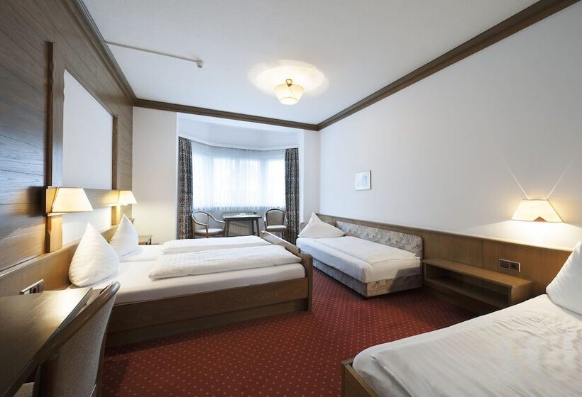 4인용 스탠다드 룸, Goldener Löwe