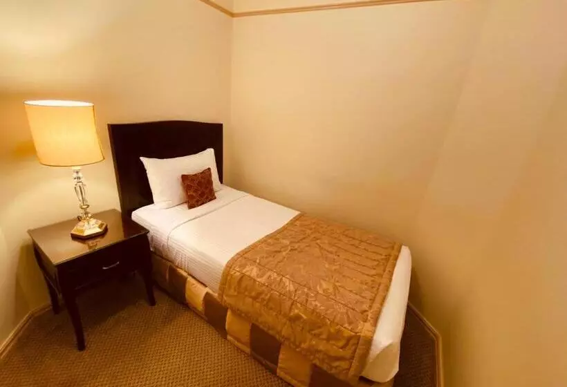Suite 2 Dormitoris, Royal Albert