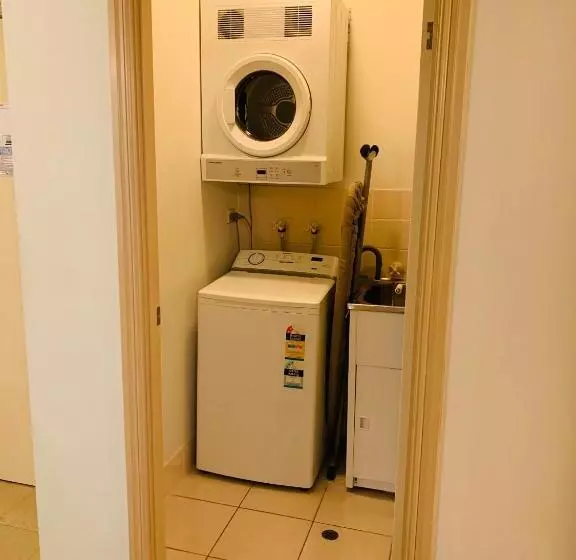 Suite, Royal Albert