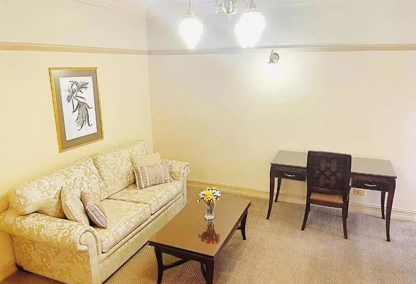 Suite, Royal Albert