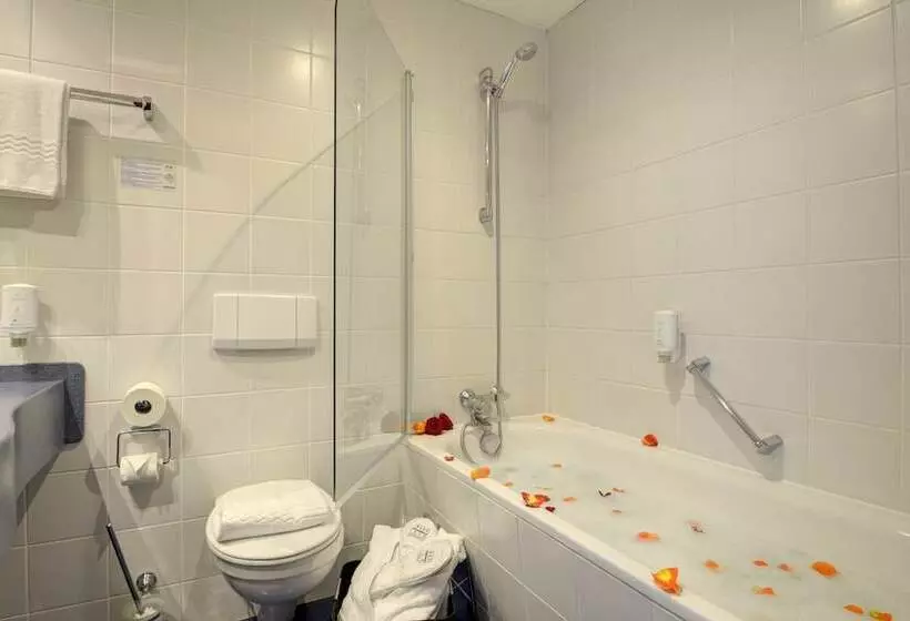 コンフォートルーム, Skycity Hotel Atrigon