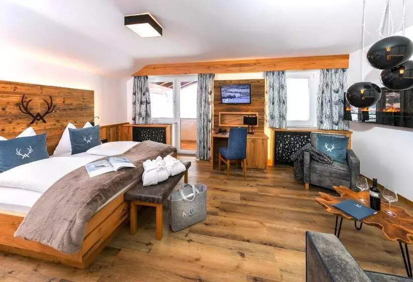 سوییت جونیور با بالکن, Soulsisters  Hotel 4 Sterne Superior