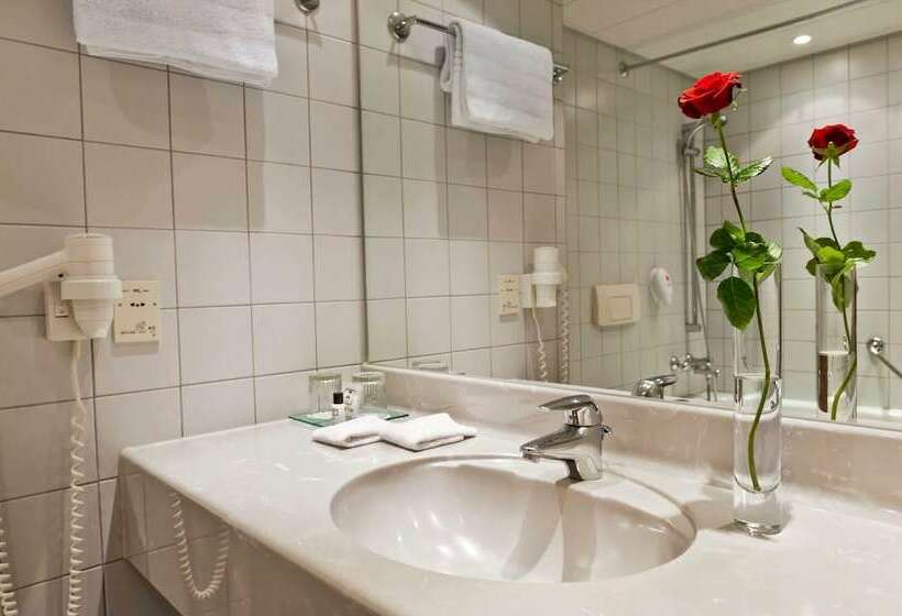 סוויטת ג'וניור, Wyndham Grand Salzburg Conference Centre