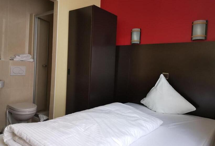 غرفة قياسية فردية, Albert Ii Oostende