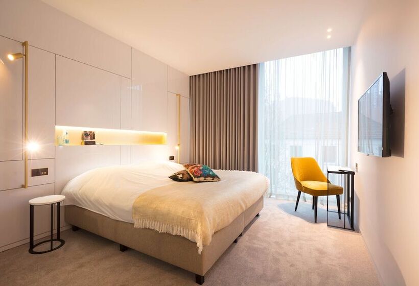 이그제큐티브 룸, Damier Kortrijk