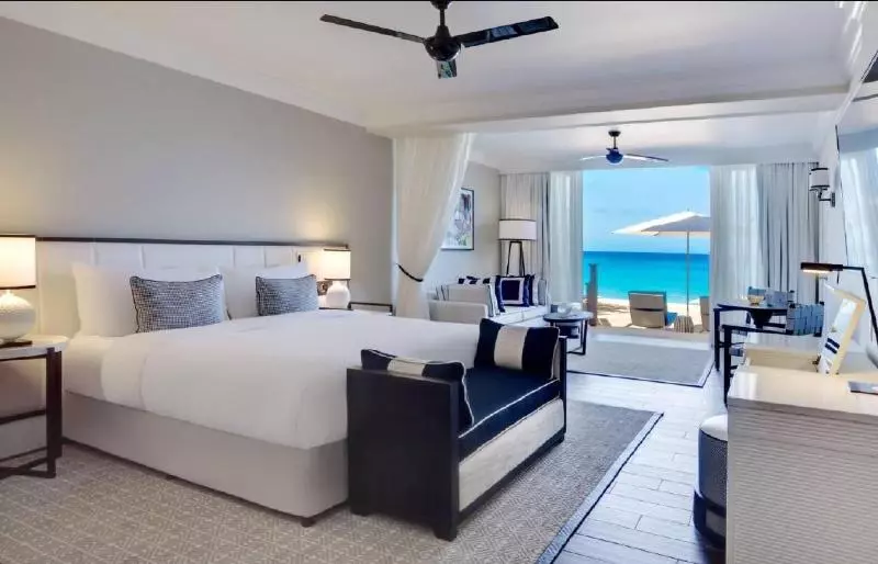 سوئیت با تخت بزرگ, Fairmont Royal Pavilion Barbados Resort