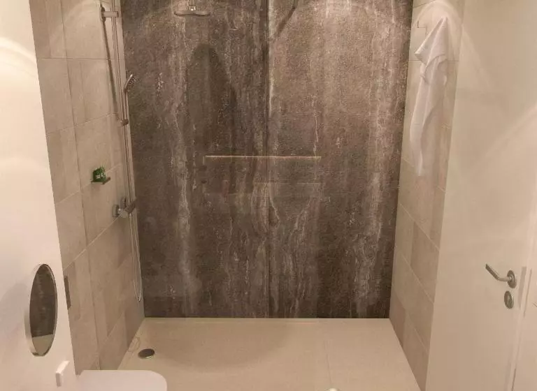 اتاق لوکس, Keizershof Hotel Aalst
