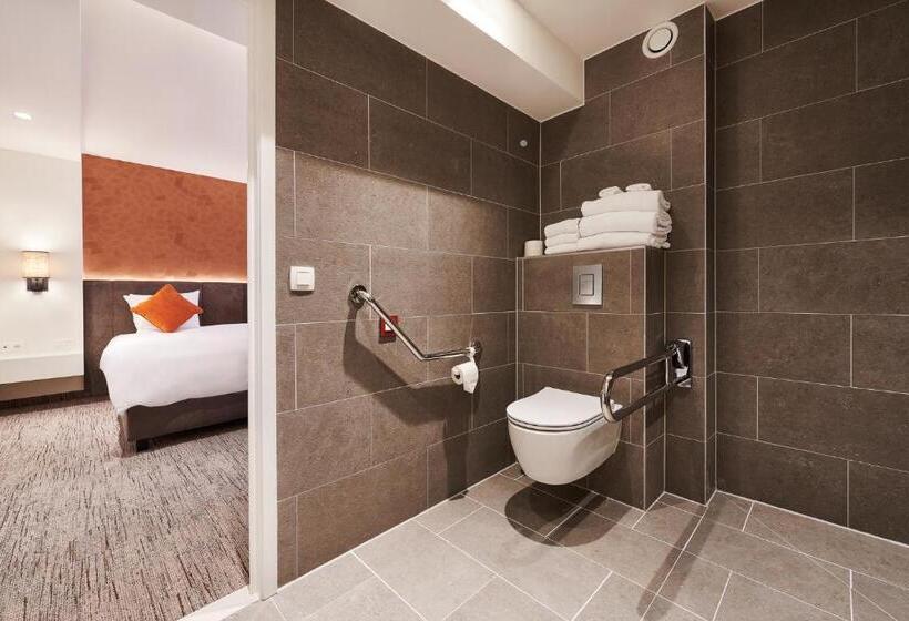 Номер Стандарт Кровать Кинг Адаптированный для Инвалидов, Keizershof Hotel Aalst