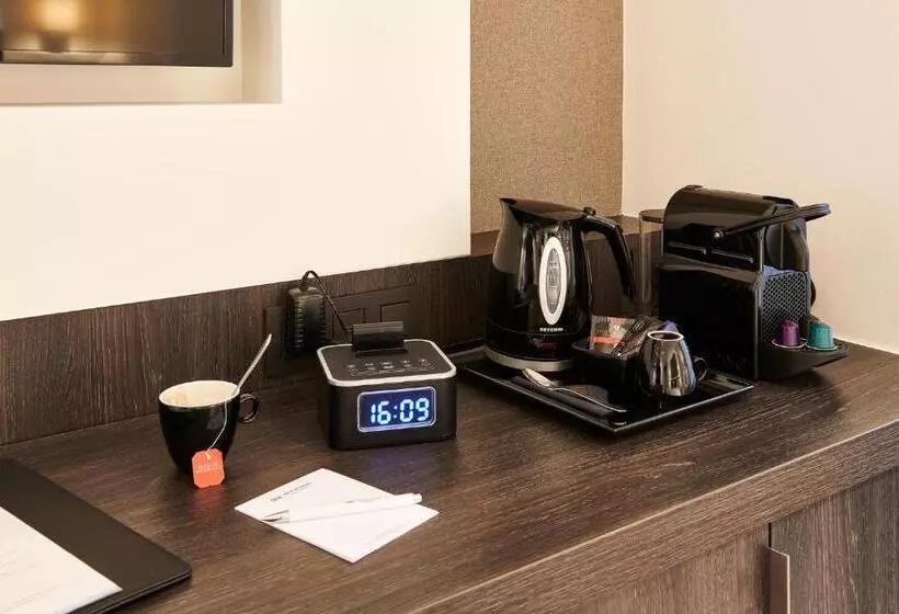 اتاق لوکس با تخت بزرگ, Keizershof Hotel Aalst