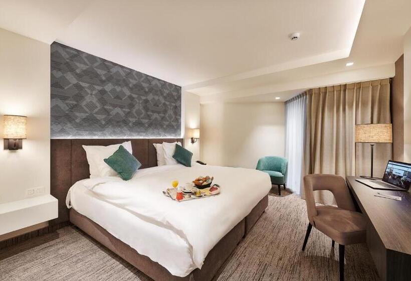 キングサイズベッドのデラックスルーム, Keizershof Hotel Aalst