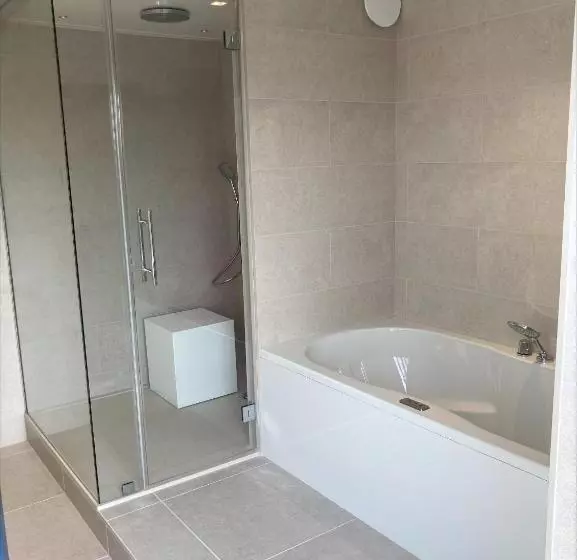 سوئیت رویال, Keizershof Hotel Aalst