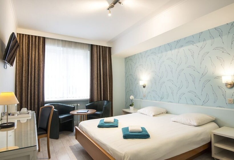 家庭间, Ter Streep