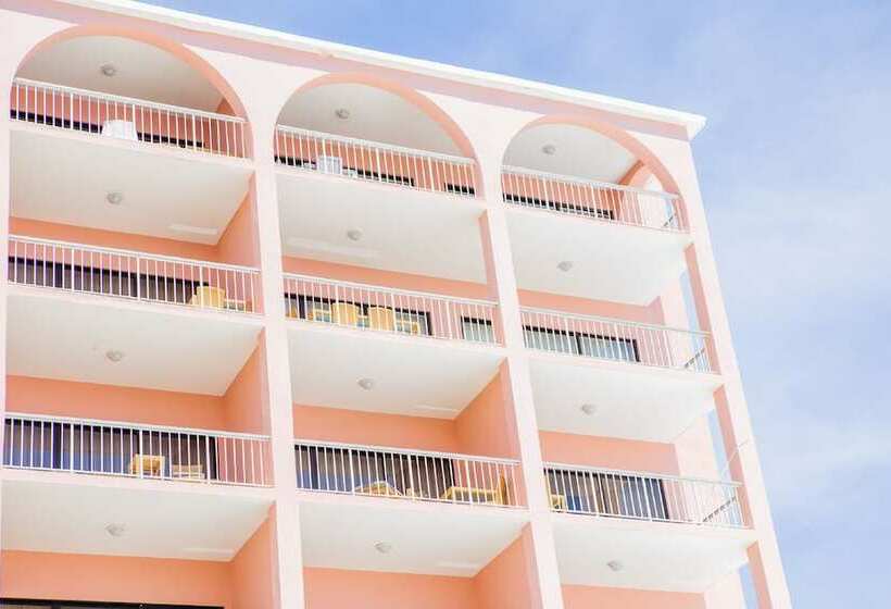 带2个双人床的标准工作室, Hamilton Princess & Beach Club A Fairmont Managed