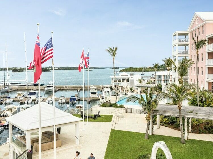 带2个双人床的标准工作室, Hamilton Princess & Beach Club  A Fairmont Managed