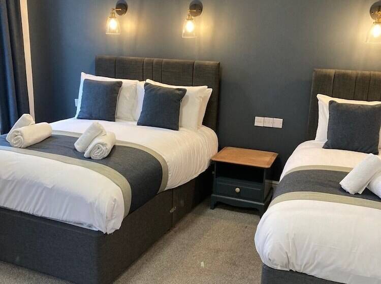 家庭间, Cumbria Park