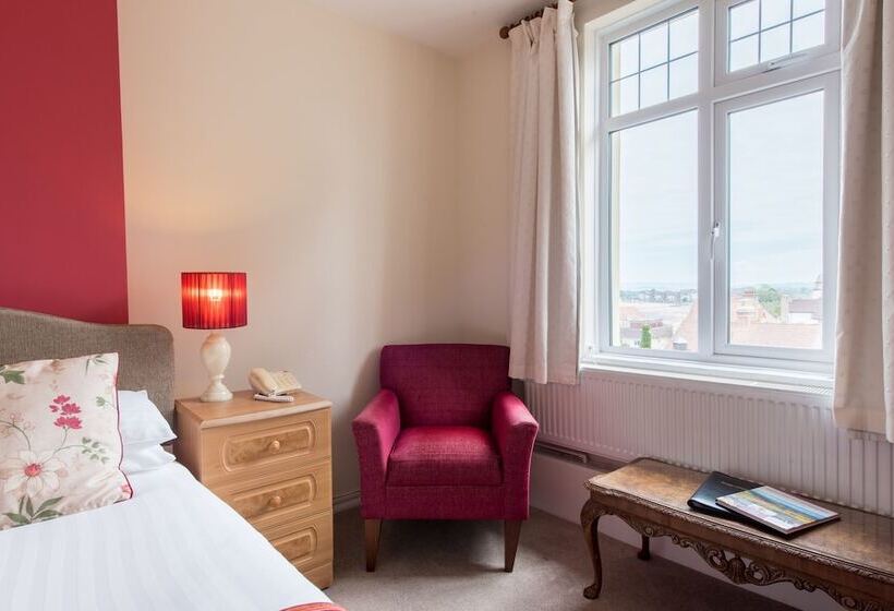 חדר משפחתי, Northfield