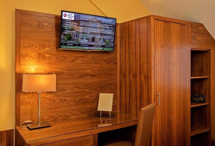 Номер Стандарт, Rogerthorpe Manor