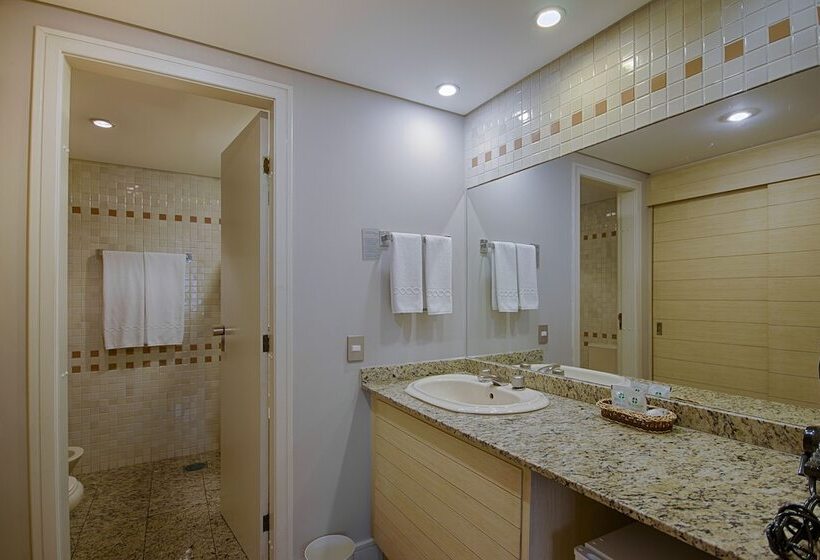 豪华三人间, Victoria Villa Curitiba By Nacional Inn