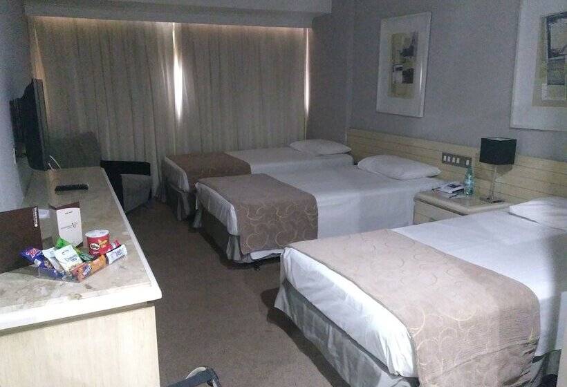 豪华三人间, Victoria Villa Curitiba By Nacional Inn