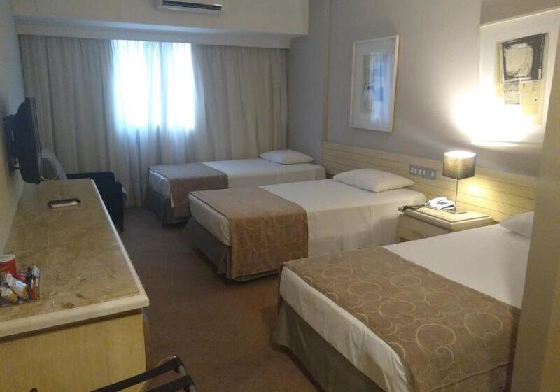 豪华三人间, Victoria Villa Curitiba By Nacional Inn