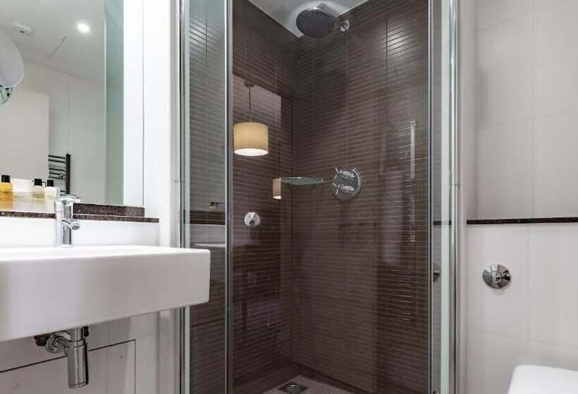 اتاق کلاسیک, Grand Jersey Hotel And Spa