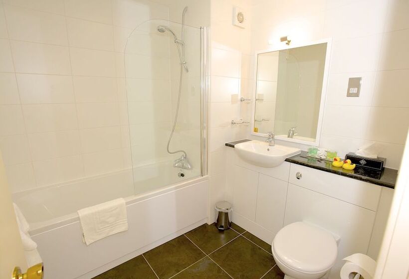 家庭间, Best Western Frodsham Forest Hills