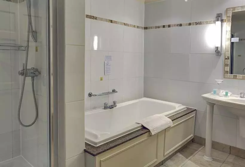 Perhehuone, Best Western Frodsham Forest Hills