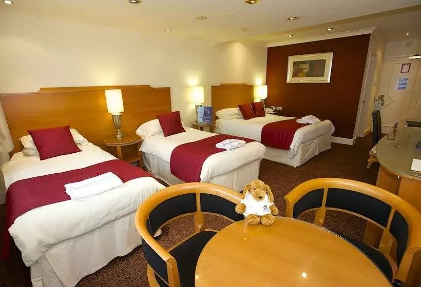 Perhehuone, Best Western Frodsham Forest Hills