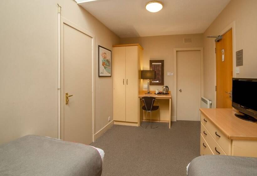 스탠다드 룸, Brentwood Aberdeen City Centre