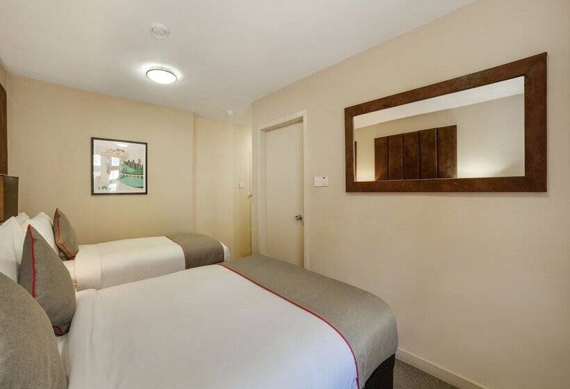 디럭스 트리플 룸, Brentwood Aberdeen City Centre