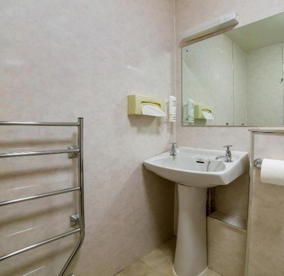 스탠다드 룸, Brentwood Aberdeen City Centre