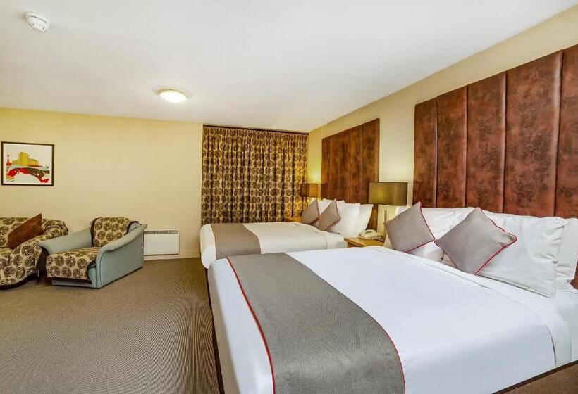 Deluxe Suite King Bed, Brentwood Aberdeen City Centre
