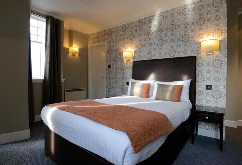 اتاق استاندارد با چشمانداز دریا, Columba