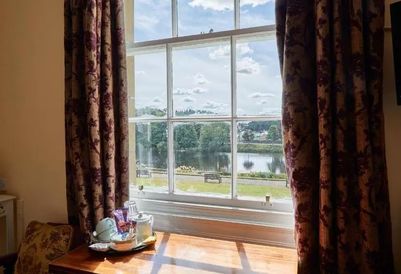 リバービュースタンダードルーム, Ednam House