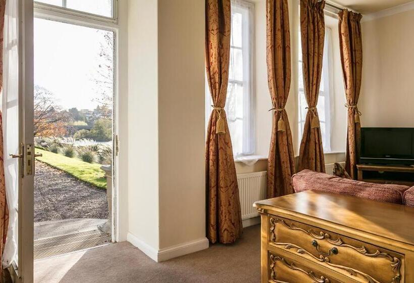 جناح مطلّ علي الحديقة, Ednam House