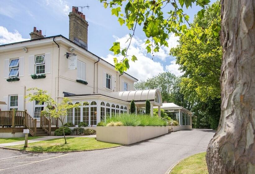 家庭间, Forest Lodge