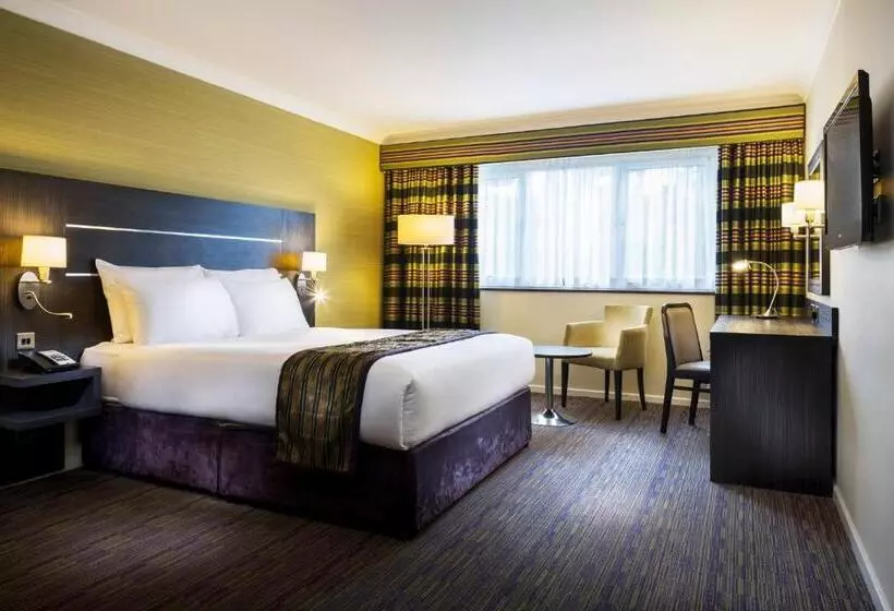 スタンダードルーム, Holiday Inn London Gatwick   Worth, An Ihg