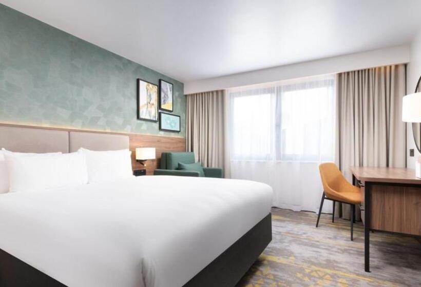 スタンダードシングルルーム, Holiday Inn London Gatwick   Worth, An Ihg