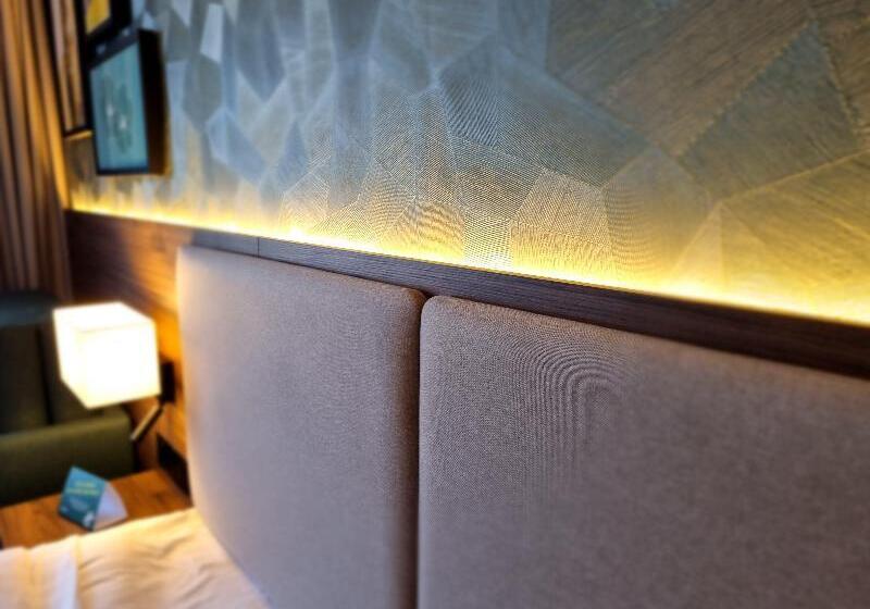 スタンダードルーム, Holiday Inn London Gatwick   Worth, An Ihg