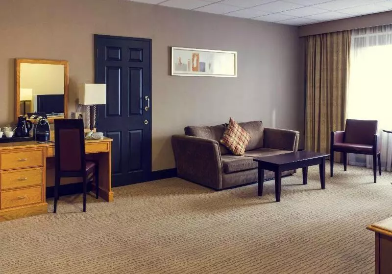 Superior Room, Mercure Hull Grange Park