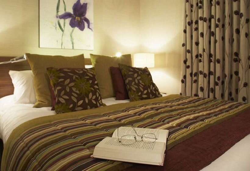 行政房间, The Bull Hotel; Sure Hotel Collection By Best Western