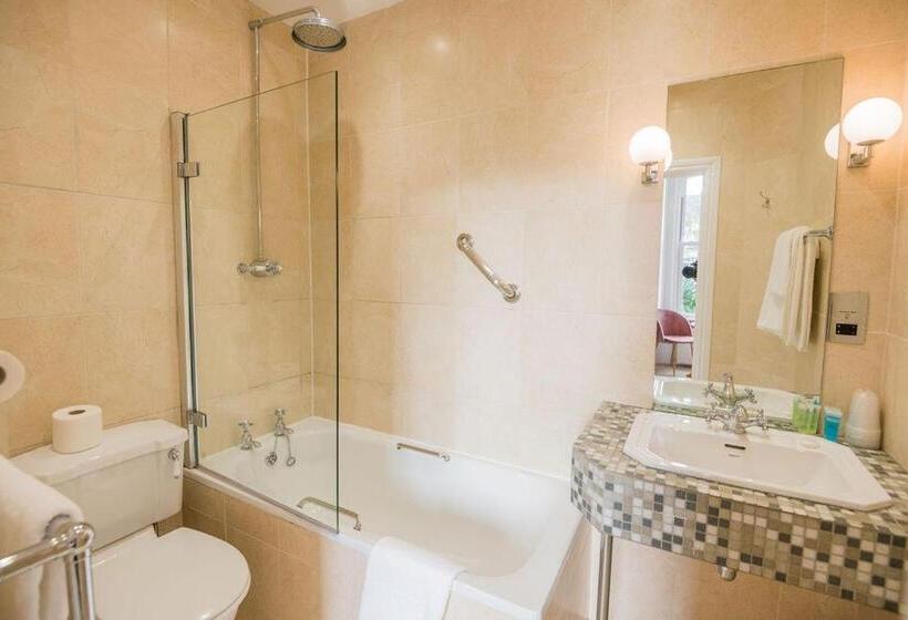 ファミリールーム, The Elizabeth House