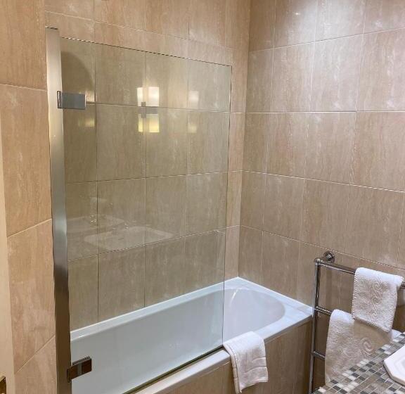 スタンダードシングルルーム, The Elizabeth House