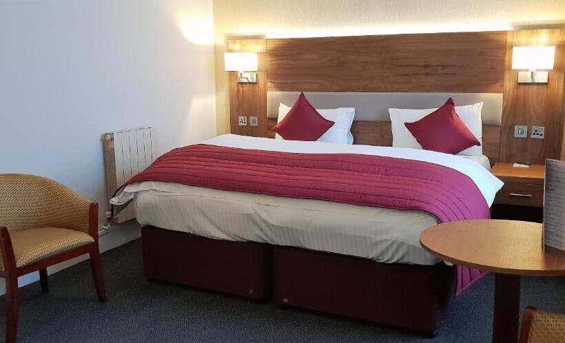 חדר סטנדרט נוף לים, The Empress