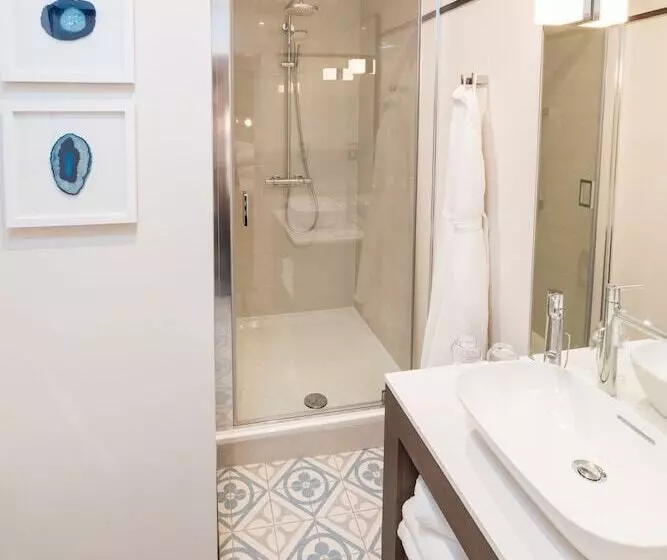 اتاق استاندارد, The Perle Oban Hotel & Spa