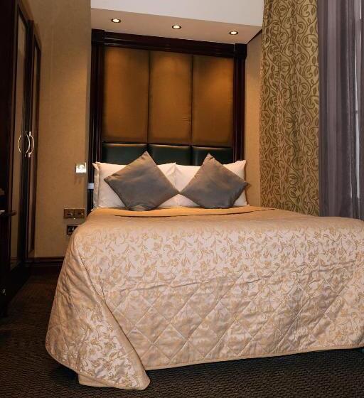 四人标准间, The Premier Notting Hill