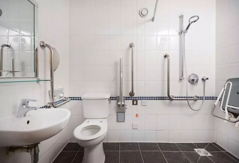 اتاق استاندارد برای معلولان, Doubletree By Hilton Coventry