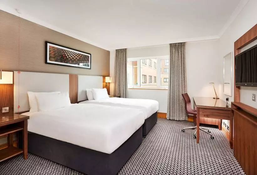 اتاق استاندارد برای معلولان, Doubletree By Hilton Coventry