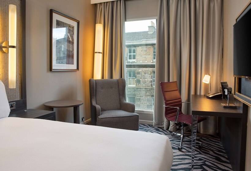 Номер Стандарт, Doubletree By Hilton  Edinburgh City Centre