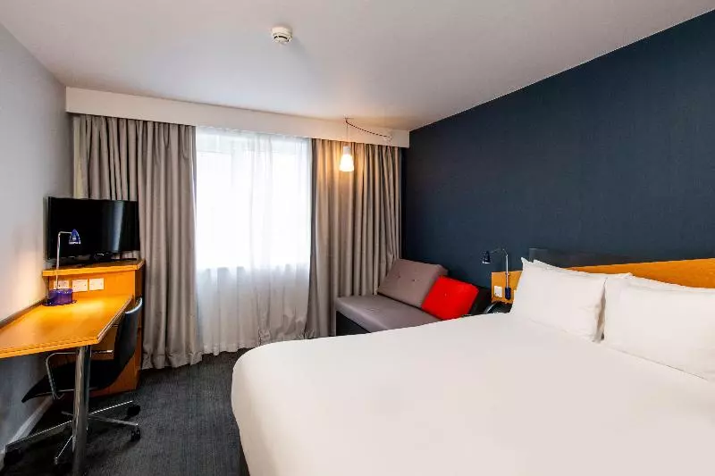 Standard-huone, Holiday Inn Express Warwick   Stratford Upon Avon, An Ihg